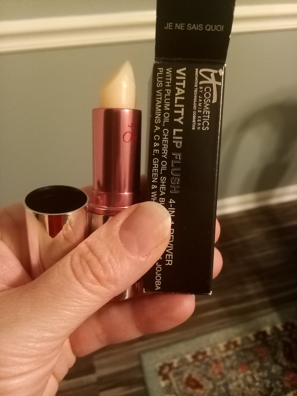 IT Cosmetics Vitality Lip Flush Je Ne Sais Quoi - Sheer Neutral